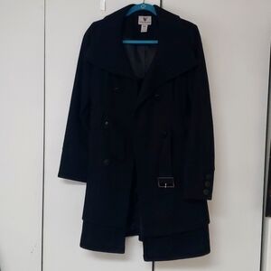 STUNNING Peacoat